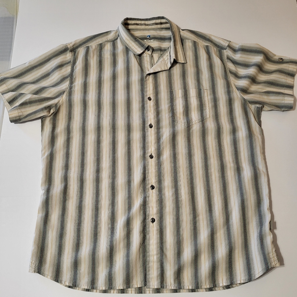 Kuhl‎ Suncel Hiking Button Down Short Sleeve Shirt Striped Aztec Lightweight XL